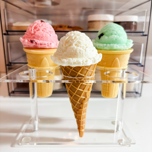 Ice Cream Scoops & Cones